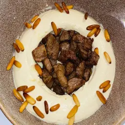 حمص باللحمة